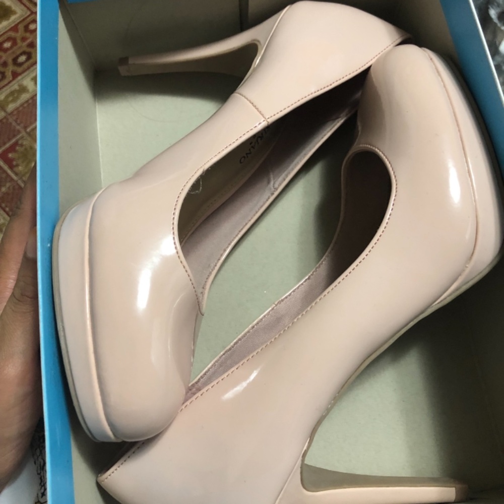 Heels 👠 - Picture 6 of 6